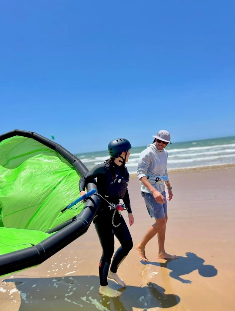 Semi-private wingfoil lesson on Essaouira beach with green wing
